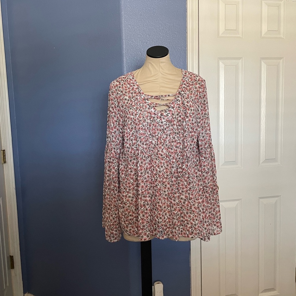Torrid Chiffon Floral Bell Sleeve Blouse with Tie Front - Picture 3 of 8